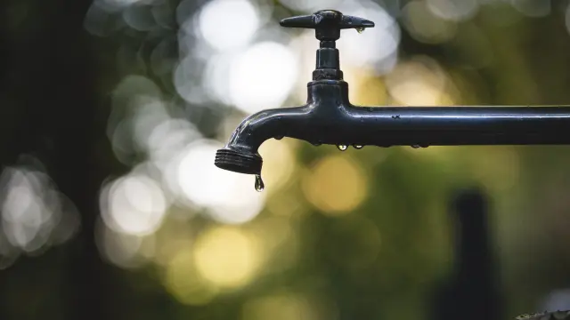 tap with water drop